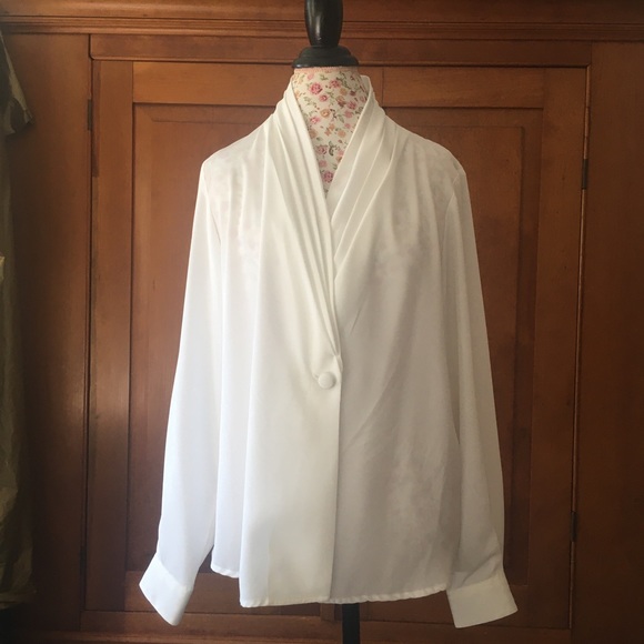 Vintage Tops - White Vintage Blouse - Silvercord